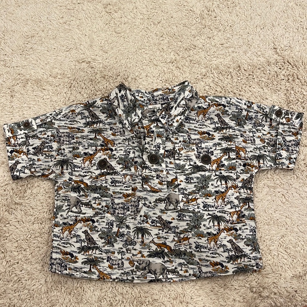 BANANA REPUBLIC BABY SAFARI BUTTON DOWN